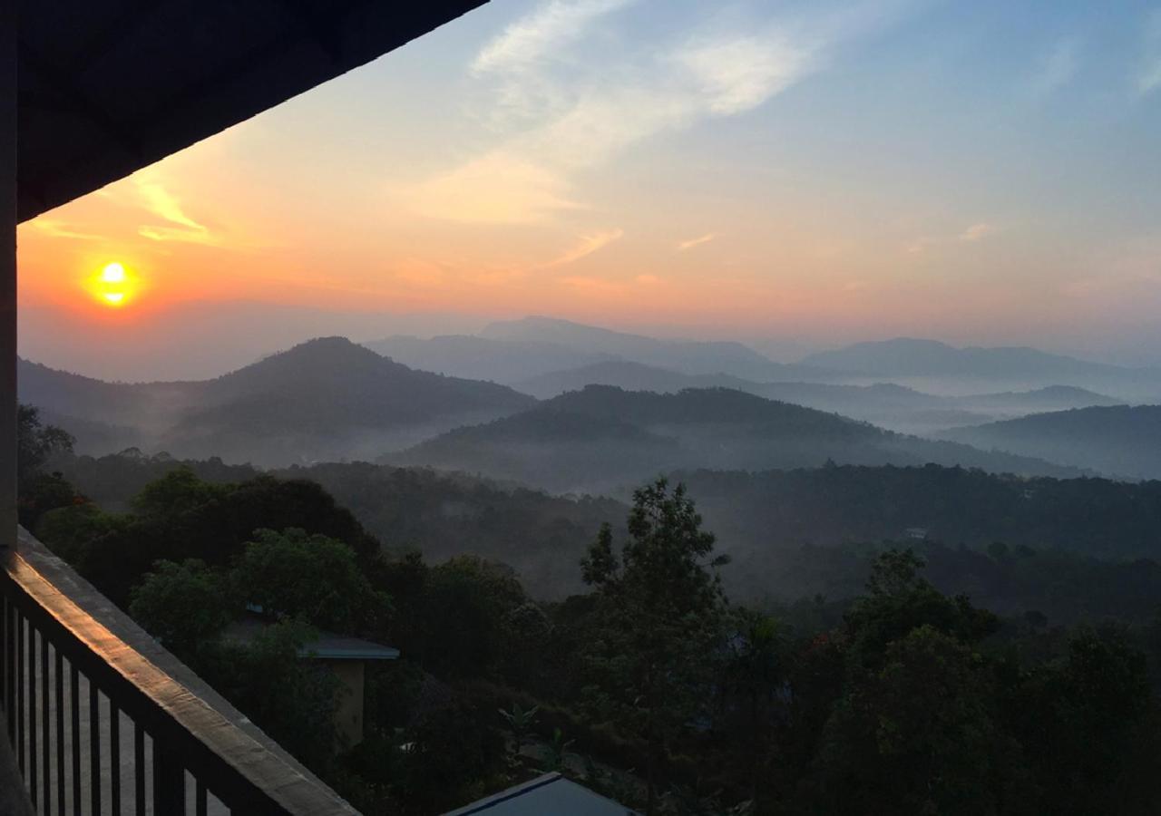 Poetree Thekkady Hotel Ngoại thất bức ảnh